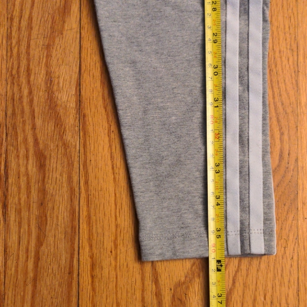 Adidas Gray Leggings with Tapered Design and‎ Elastic Waistband - Picture 6 of 7